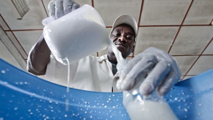 Njombe Milk Factory, in Tanzania un’impresa a misura di diritti umani